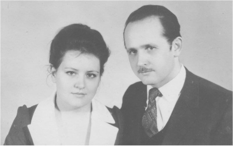 Валентина Алексеевна и Анатолий Алексеевич. 26. 03. 1977 года.